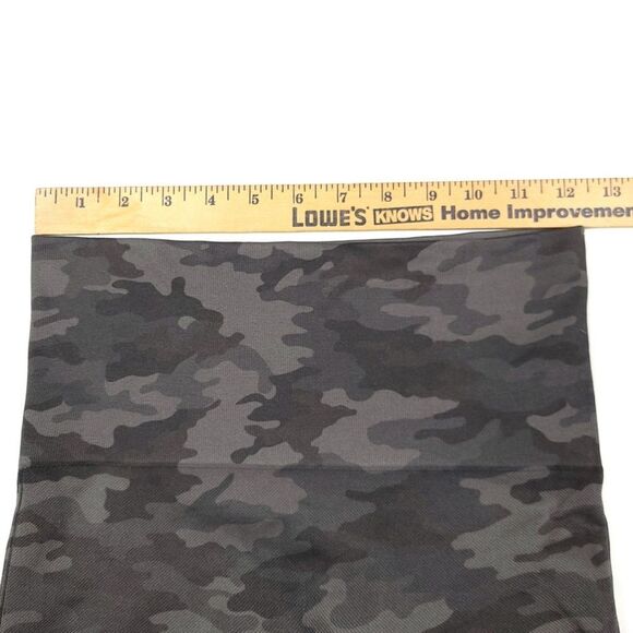 SPANX Shaping Look At Me Now Cropped Seamless Leggings in Gray Camo Womens Small - Picture 3 of 6